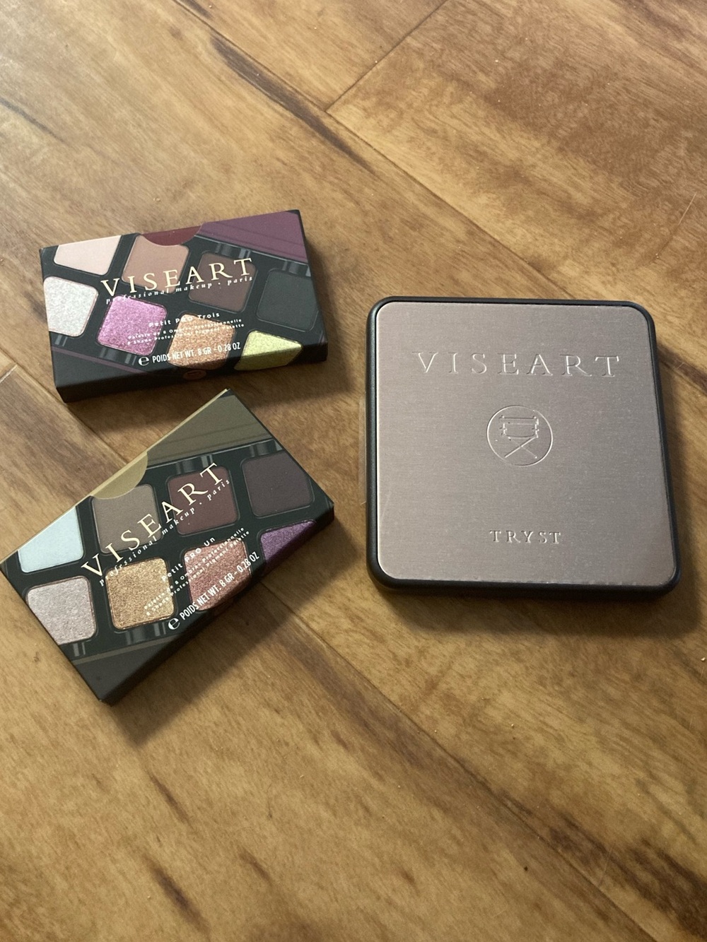 VISEART PARIS Eyeshadow Palette Trio - 25 shades - NEVER USED/SWATCHED
